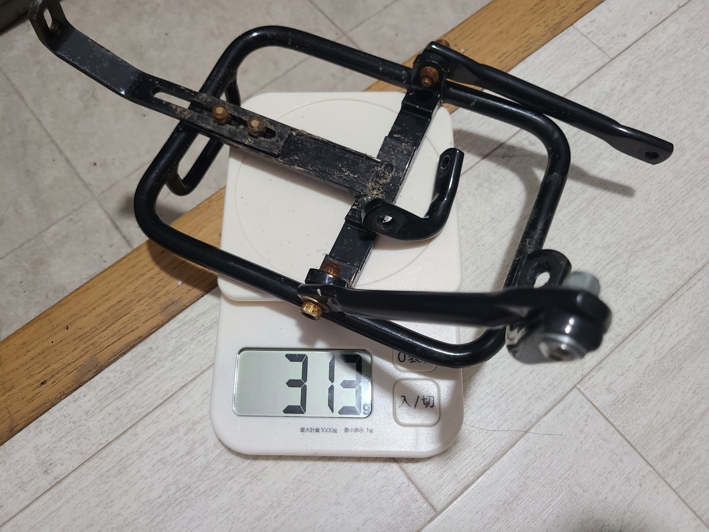 AKI WORLDキャリア