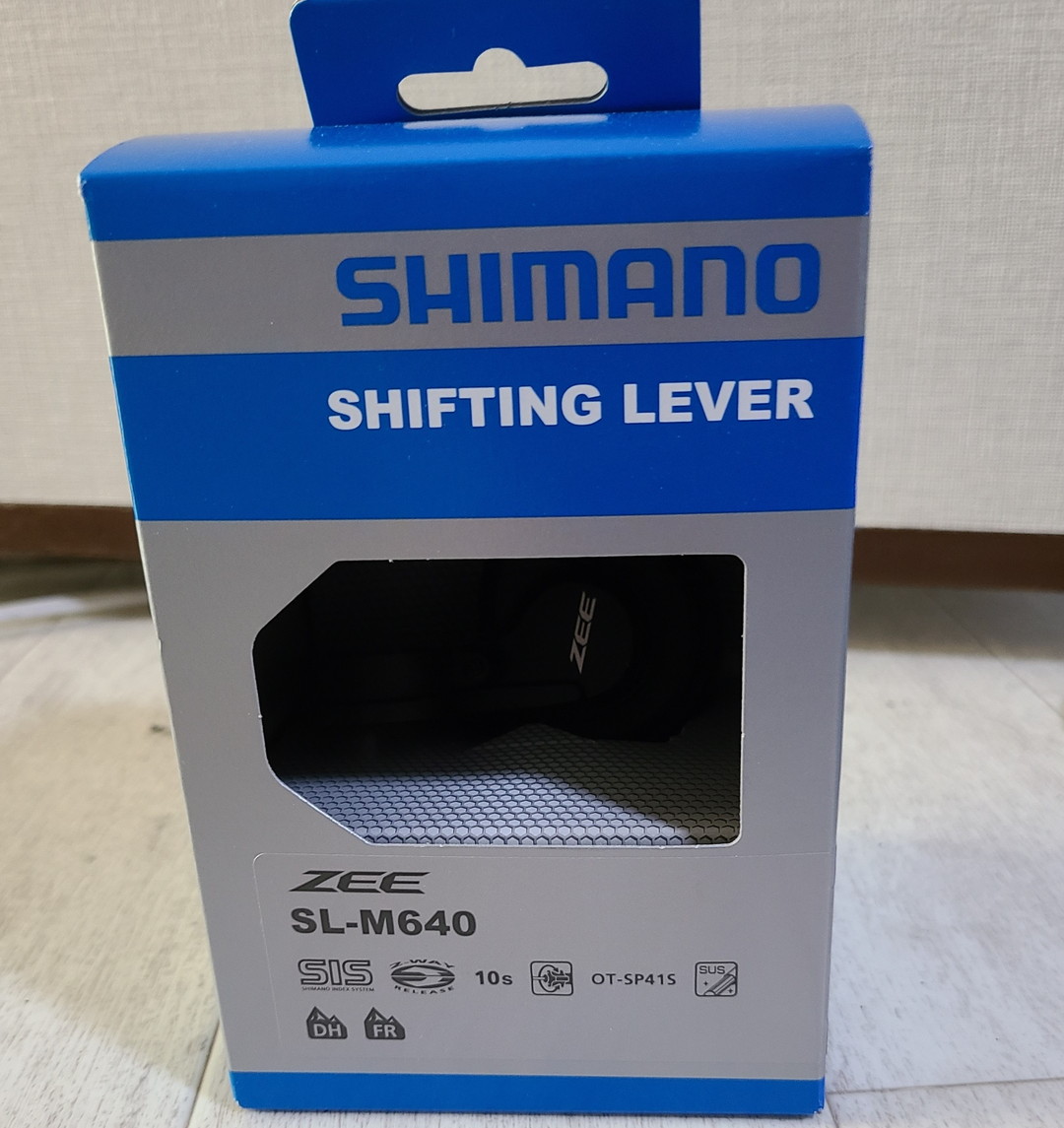 Zee RD-M640